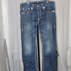 True Religion Stitched Straight Medium Wash Denim.  Sz. 36